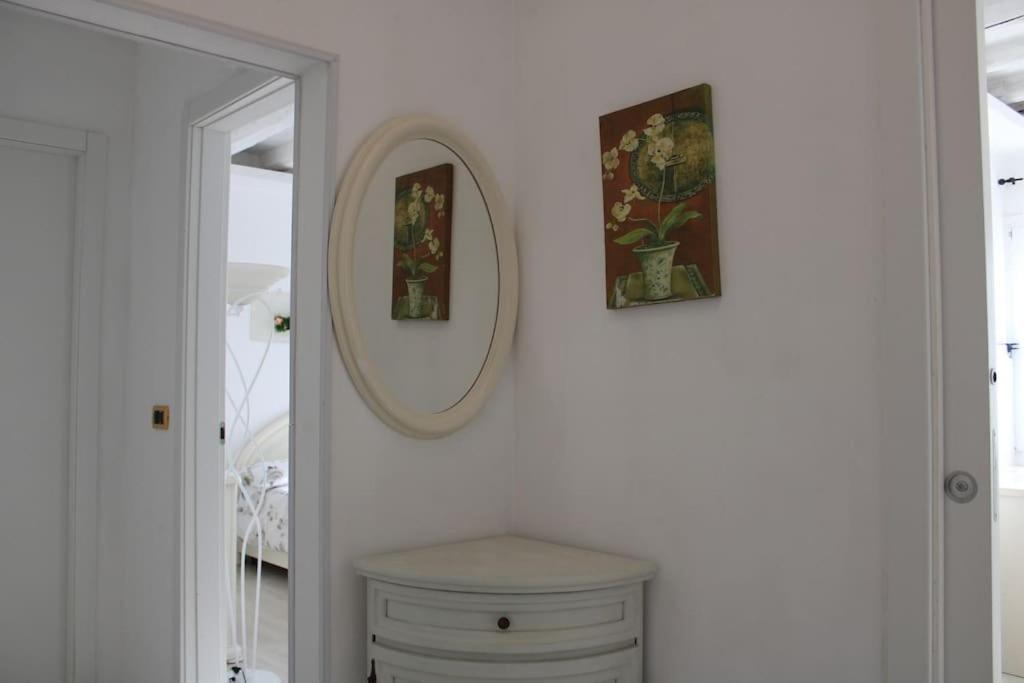 Apartment With Terrace In Chioggia'S Main Square Exterior photo